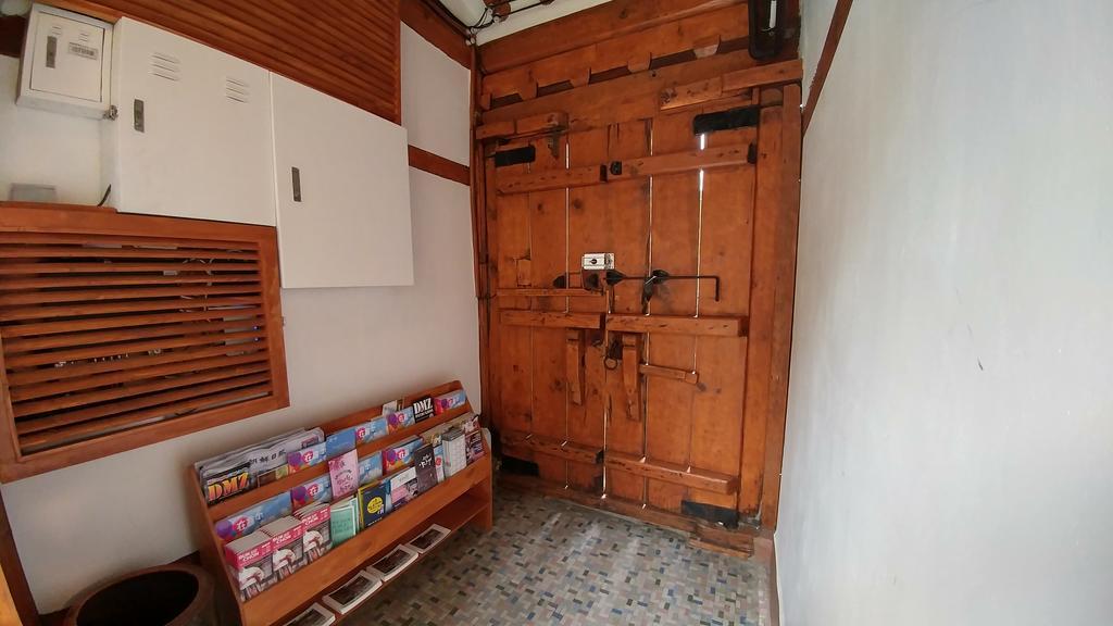 Bukchon Hyosunjae Guesthouse Seoul Bagian luar foto
