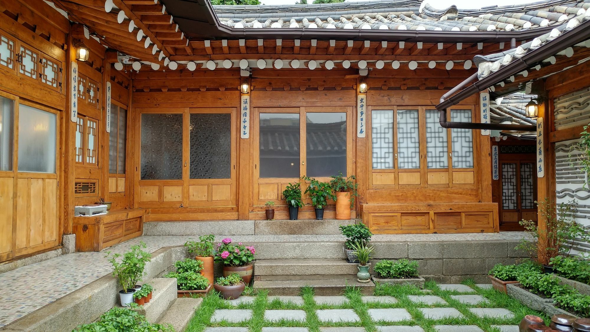 Bukchon Hyosunjae Guesthouse Seoul Bagian luar foto