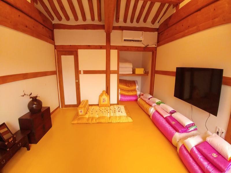 Bukchon Hyosunjae Guesthouse Seoul Bagian luar foto