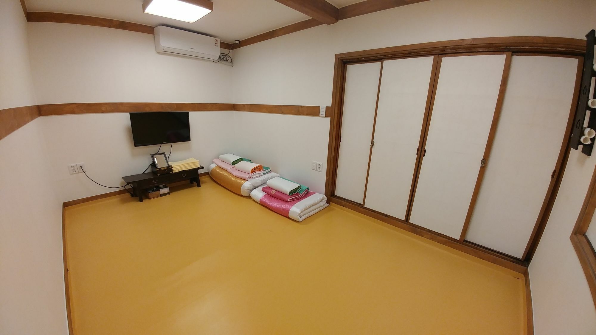 Bukchon Hyosunjae Guesthouse Seoul Bagian luar foto