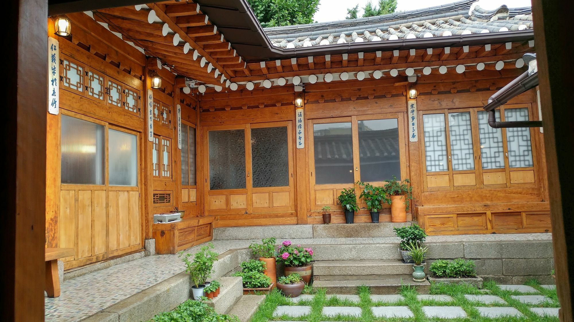 Bukchon Hyosunjae Guesthouse Seoul Bagian luar foto