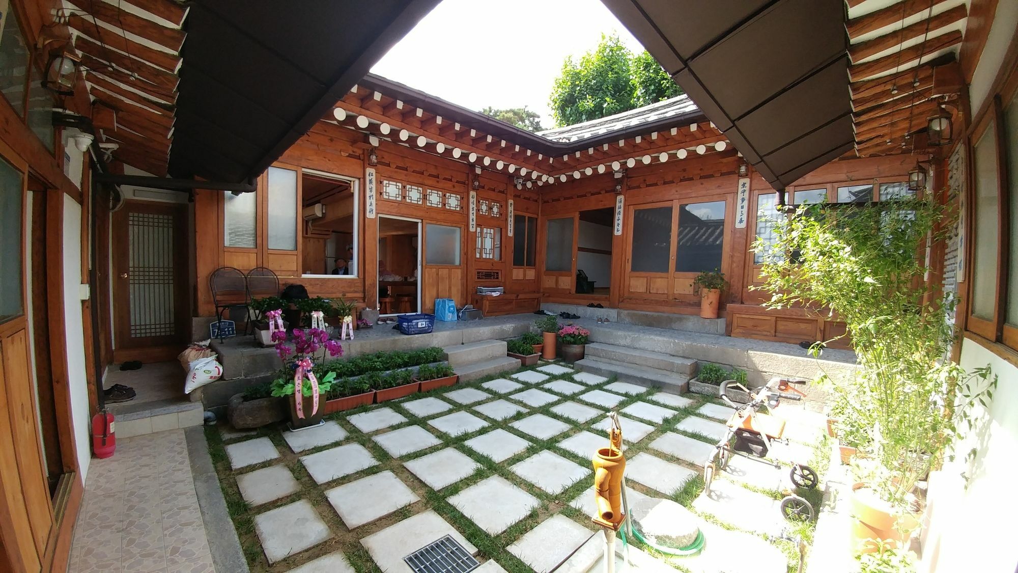 Bukchon Hyosunjae Guesthouse Seoul Bagian luar foto