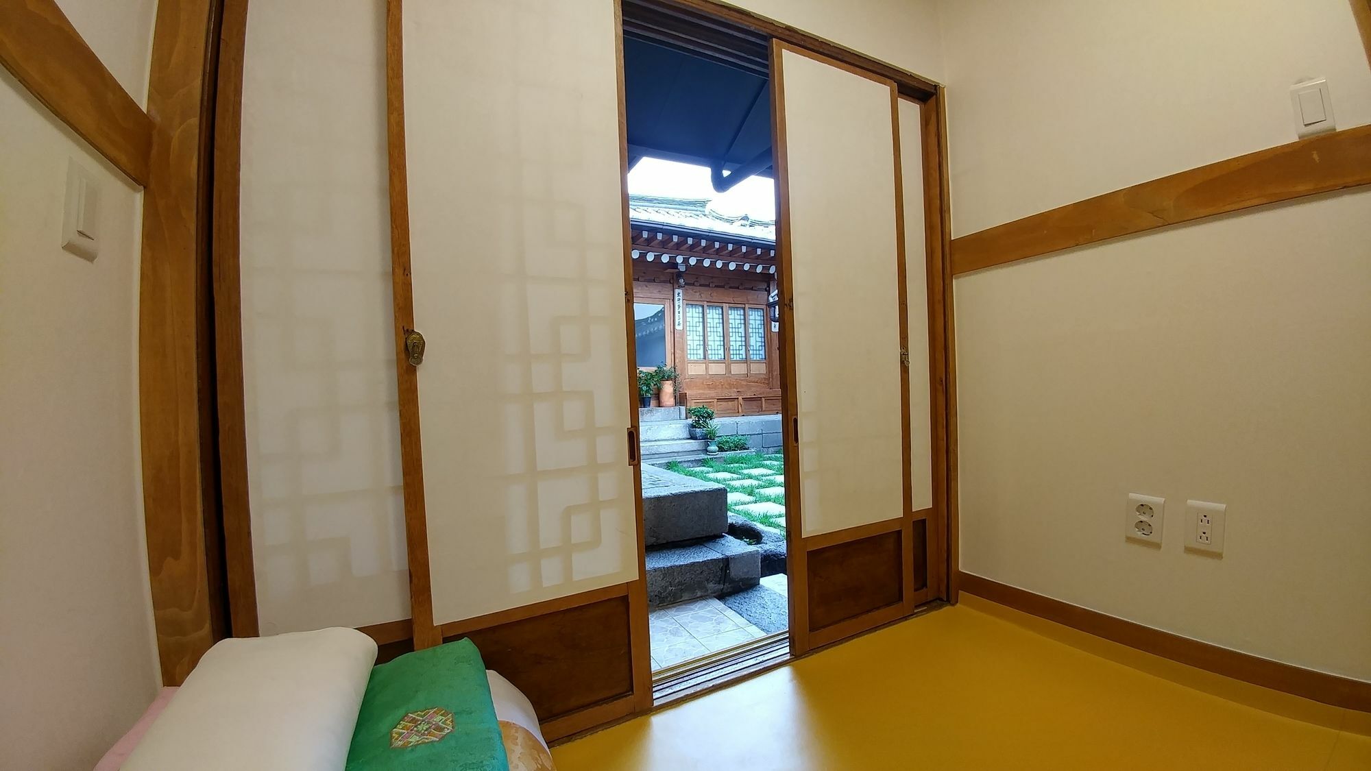 Bukchon Hyosunjae Guesthouse Seoul Bagian luar foto