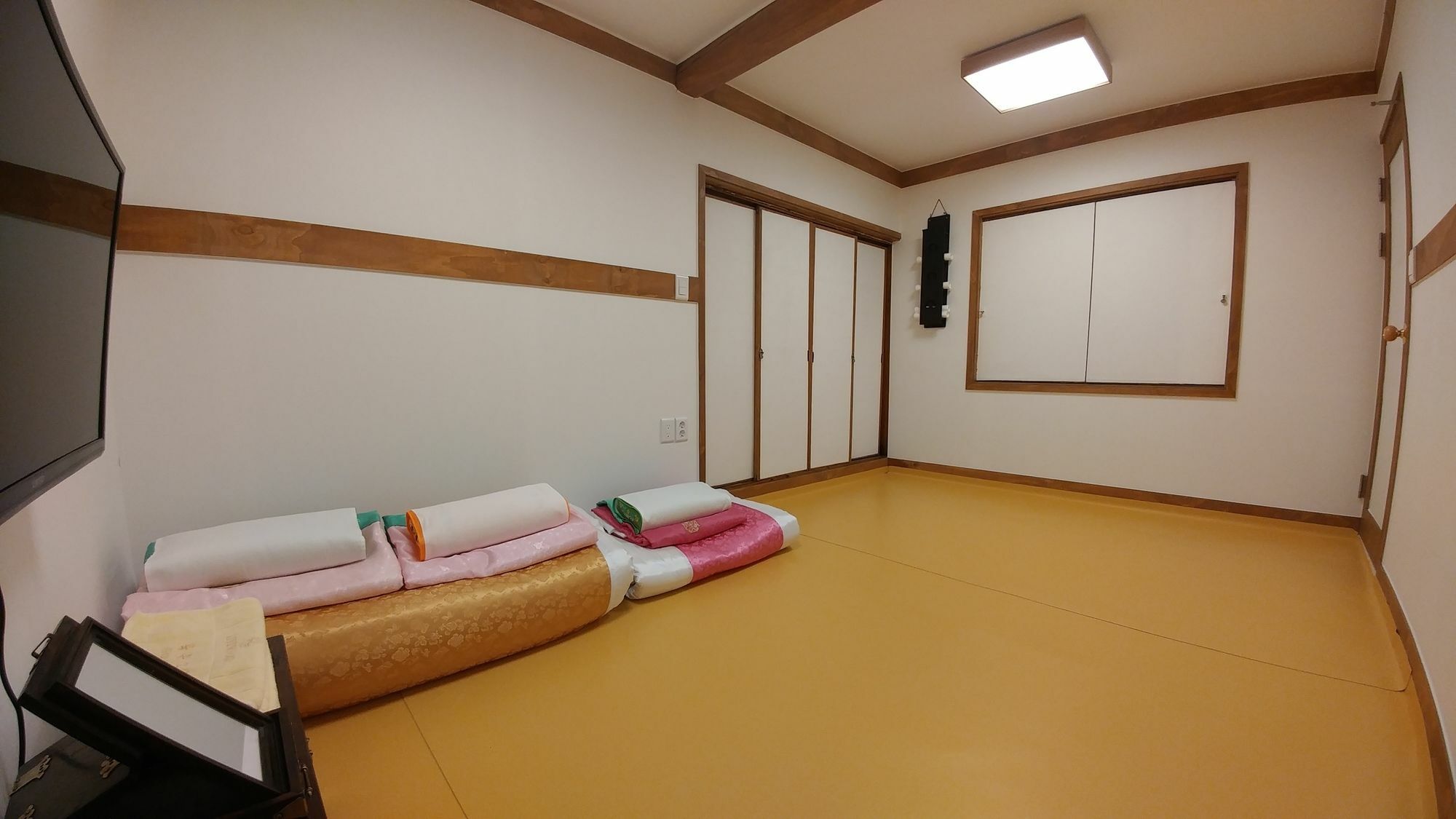 Bukchon Hyosunjae Guesthouse Seoul Bagian luar foto