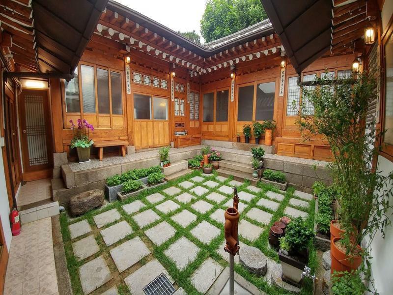Bukchon Hyosunjae Guesthouse Seoul Bagian luar foto