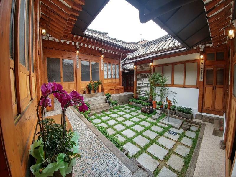 Bukchon Hyosunjae Guesthouse Seoul Bagian luar foto